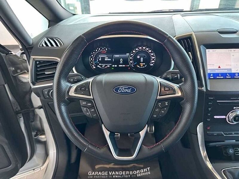 Ford S-Max ST LINE 165PK BENZINE 7 ZIT MET SLECHTS 53000KM