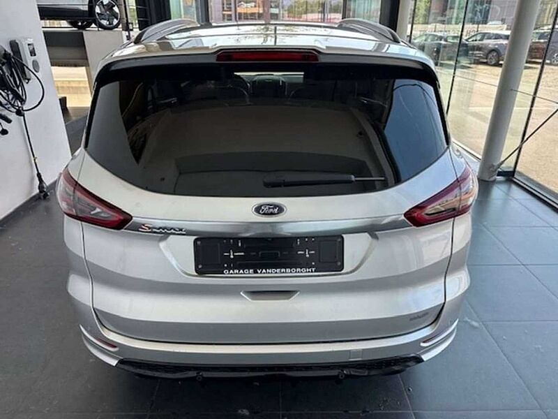 Ford S-Max ST LINE 165PK BENZINE 7 ZIT MET SLECHTS 53000KM