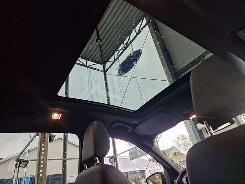 Ford Kuga ST-LINE X BENZINE FULL OPTION EN 3 JAAR WAARBORG