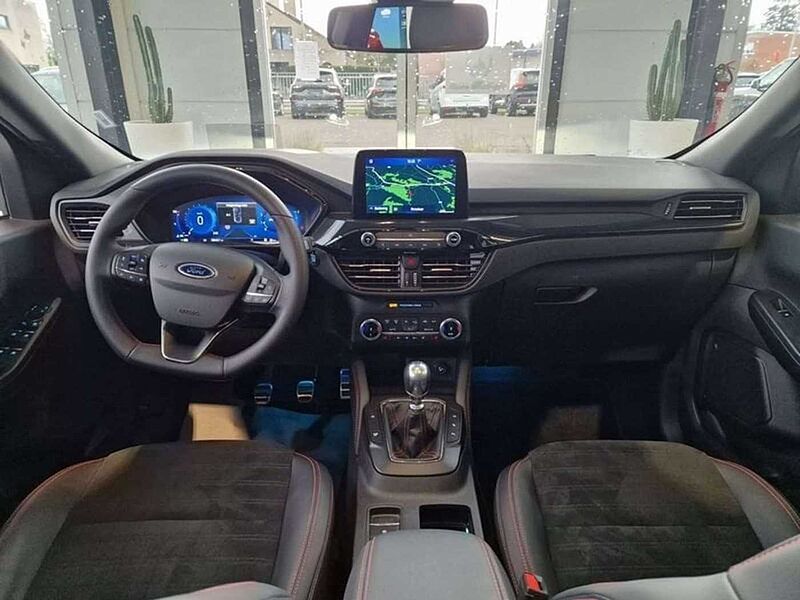 Ford Kuga ST-LINE X BENZINE FULL OPTION EN 3 JAAR WAARBORG