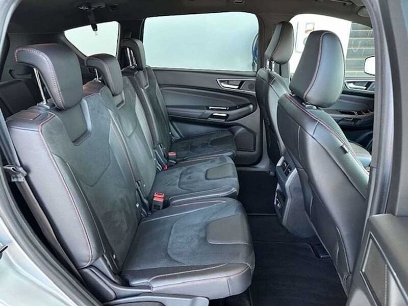 Ford S-Max ST LINE 165PK BENZINE 7 ZIT MET SLECHTS 53000KM