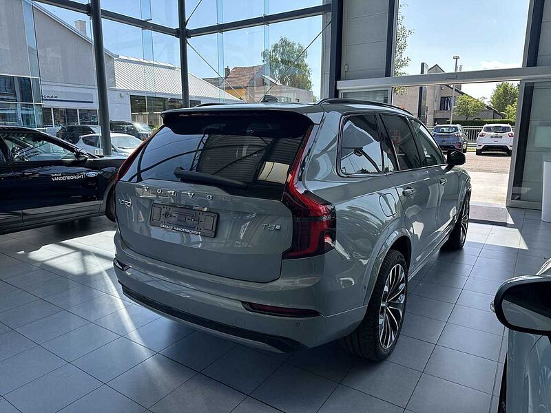 Volvo XC90 PLUS DARK PLUG-IN HYBRID 7 ZITPLAATSEN
