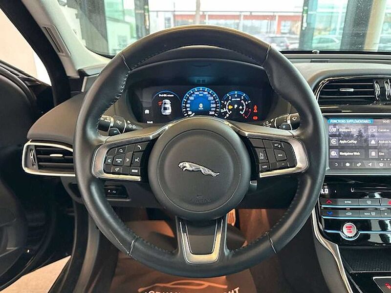 Jaguar XE P200 BENZINE AUTOMAAT