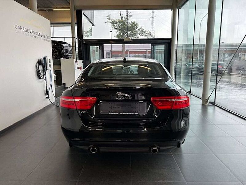 Jaguar XE P200 BENZINE AUTOMAAT