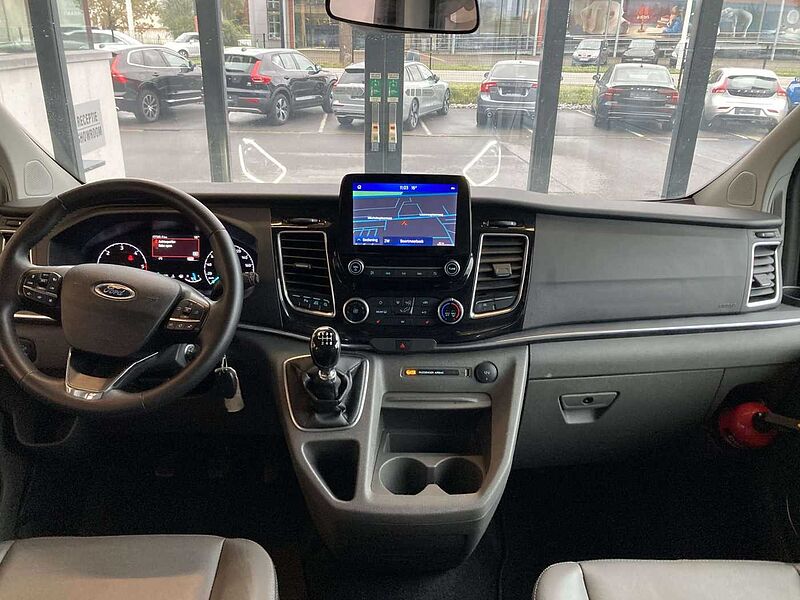 Ford Tourneo Custom TITANIUM X 8 PLAATSEN MHEV DIESEL WAARBORG TOT 24