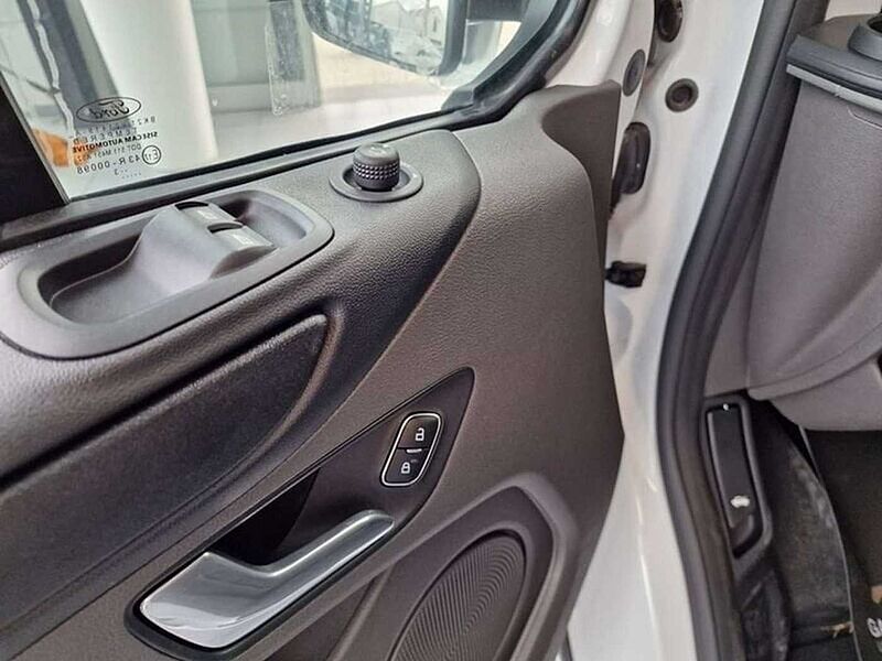 Ford Transit Custom HYBRID DIESEL TREND NIEUW OKM 25900+BTW