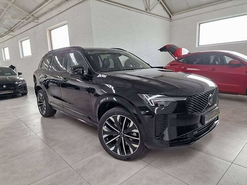 Volvo XC90 PLUS DARK T8 PLUG-IN HYBRID FULL OPTION