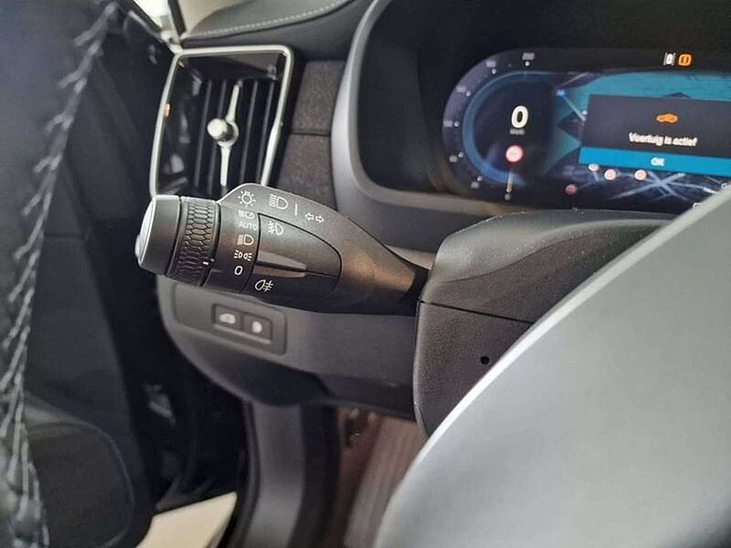 Volvo XC90 PLUS DARK T8 PLUG-IN HYBRID FULL OPTION