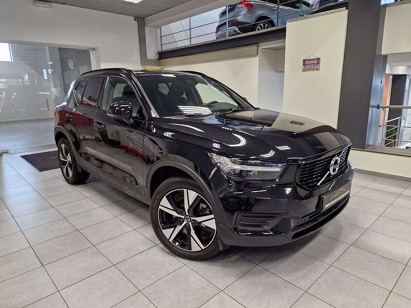 Volvo XC40 R-DESIGN PLUG-IN HYBRID AUTOMAAT