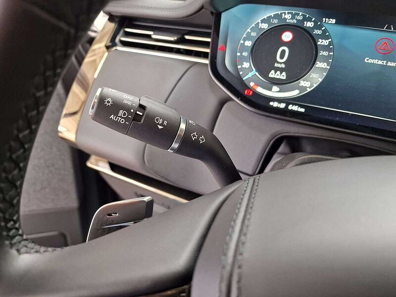 Land Rover Range Rover Sport DYNAMIC SE P460 PLUG-IN HYBRID AWD FULL OPTION