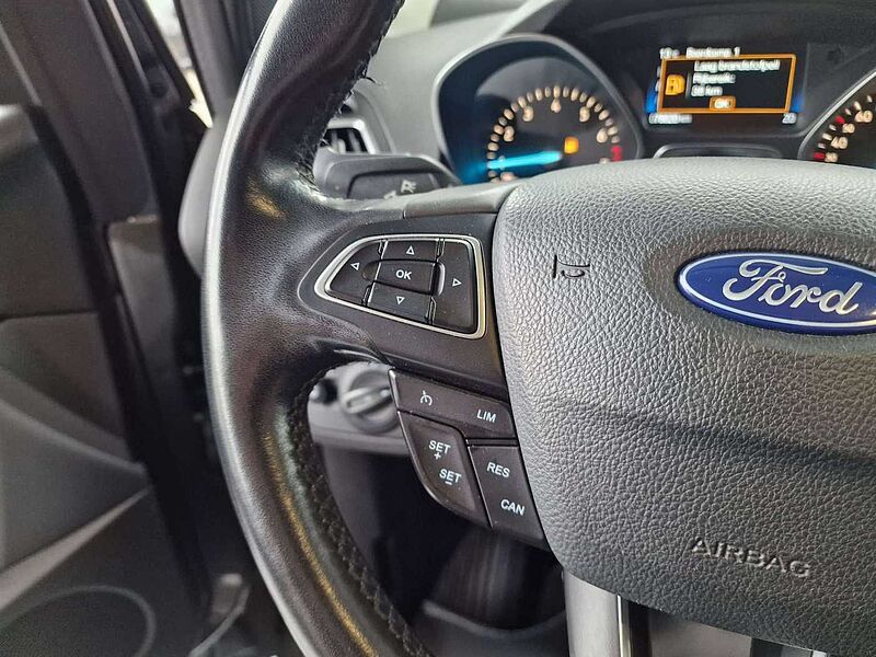 Ford Kuga TITANIUM BENZINE OPEN DAK