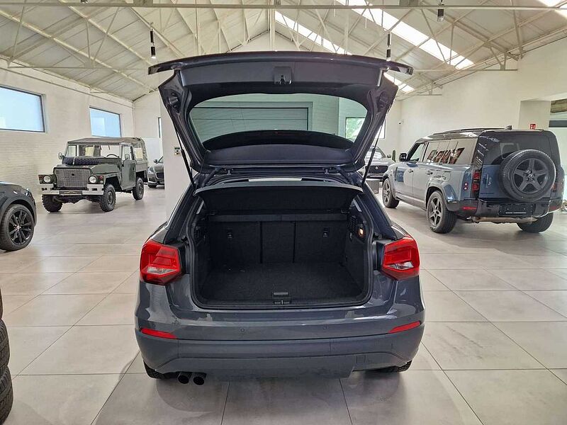 Audi Q2 BENZINE-LEDER-GPS-73000KM! !!!