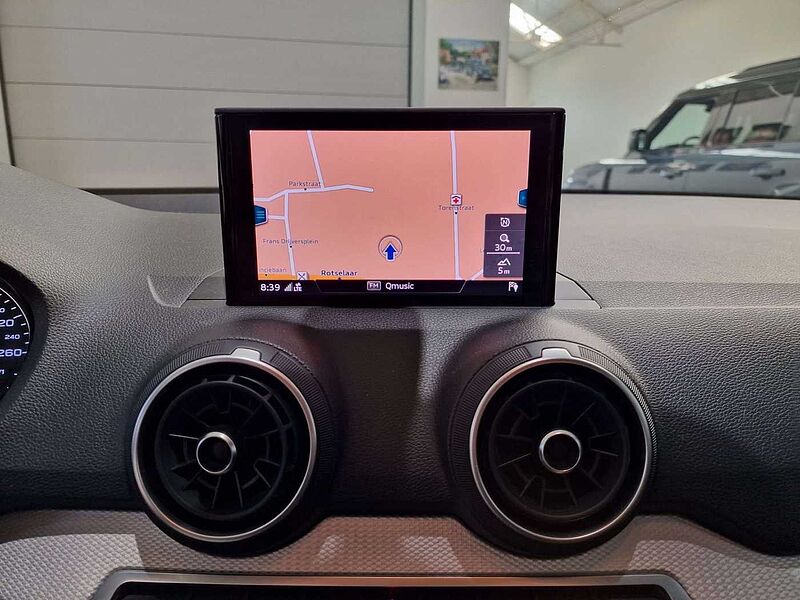 Audi Q2 BENZINE-LEDER-GPS-73000KM! !!!
