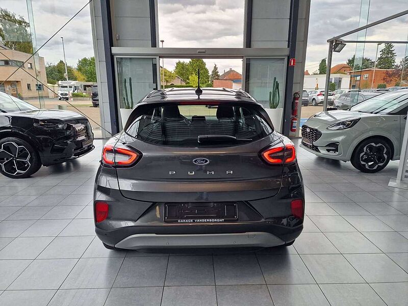 Ford Puma TITANIUM BENZINE AUTOMAAT SLECHTS 15800KM! !!!