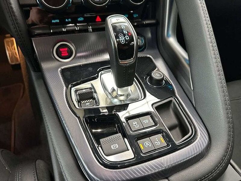 Jaguar F-Type R-DYNAMIC FULL OPTION  SLECHTS 26000KM! !!!