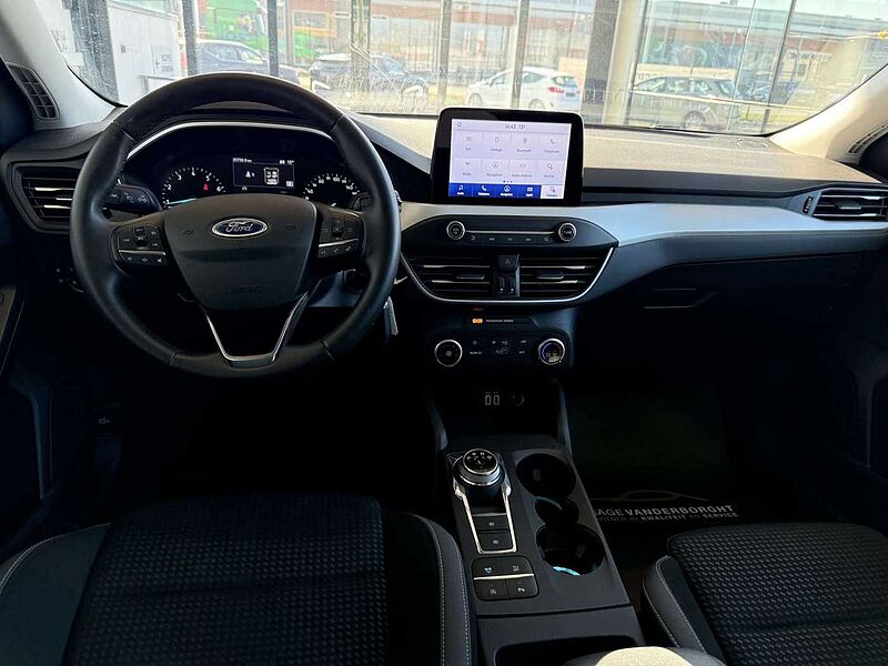 Ford Focus BENZINE  AUTOMAAT SLECHTS 20000KM! !!! !