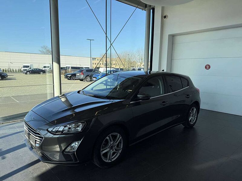 Ford Focus BENZINE  AUTOMAAT SLECHTS 20000KM! !!! !